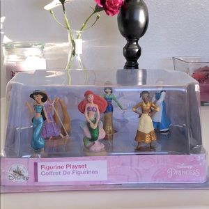 Disney figurine playset